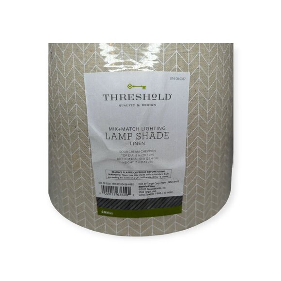 NWT Threshold Tan & White Sour Cream Chevron Lamp Shade - Picture 2 of 8